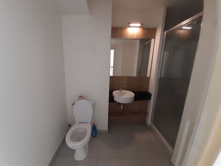 Location Appartement 1 pièce 20m² LYON 7ème - Photo 3
