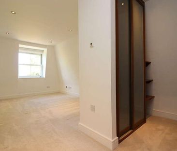 Portsmouth Road, Esher, KT10 - Photo 5
