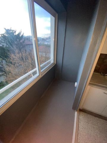 Location Appartement 3 pièces 56m² VAULX EN VELIN 69120 - Photo 5