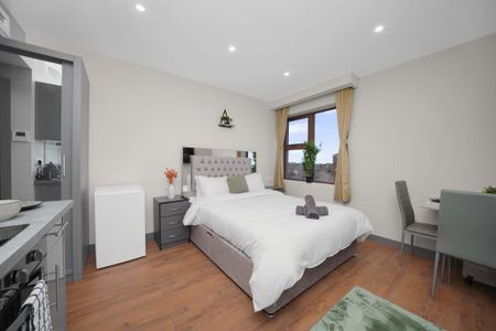 Studio to rent - Photo 3