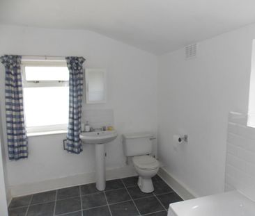 2 bedroom house to rent - Photo 3