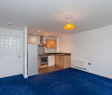 2 bedroom property to rent - Photo 1
