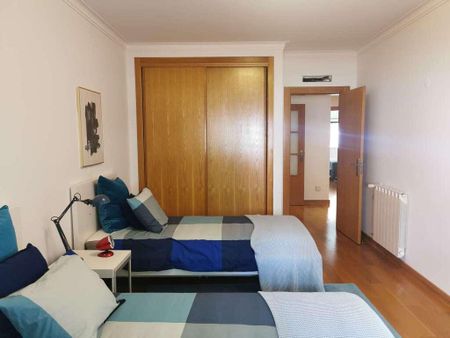 3 Bedroom Apartment, Cascais - Photo 3