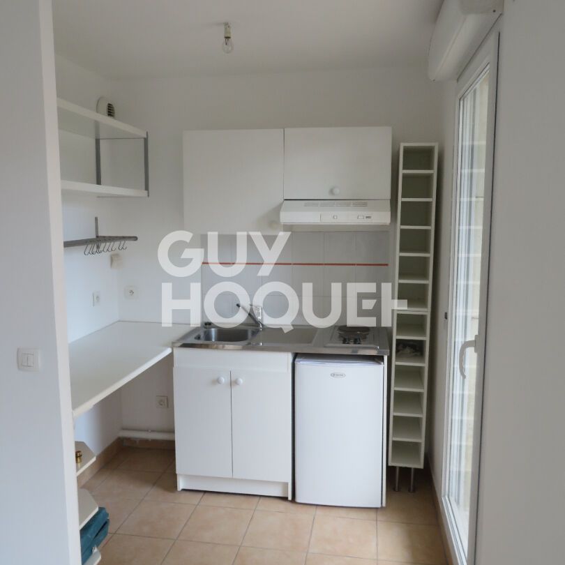 ISSY LES MOULINEAUX - Photo 1