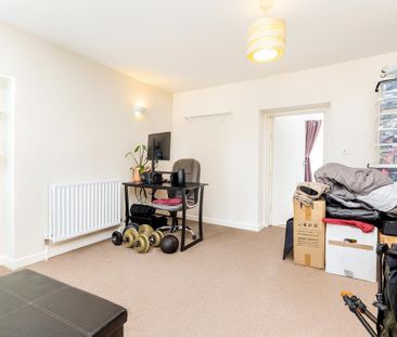 Claverham Road, Claverham, BS49 - Photo 2