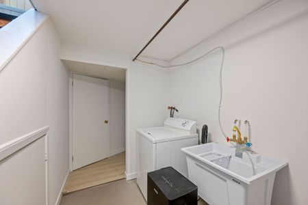 For Lease - 264 Trott Drive, London North, Ontario - Photo 4