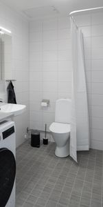 Borgarfjordsgatan, Kista - Photo 4