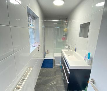 Room in a Shared House, James Avenue, NW2 - Photo 5