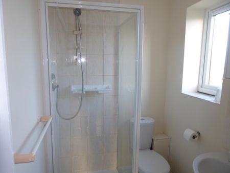 5 bedroom house to rent - Photo 2