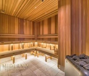 Resort Style One Bedroom in convenient St Leonards location - Photo 2