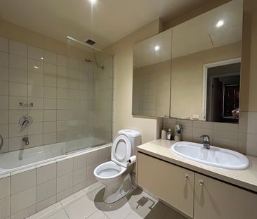 308/33 Wreckyn Street, North Melbourne VIC 3051 - Photo 3