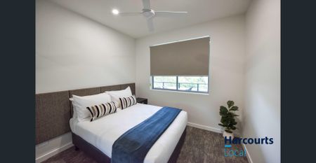 Large Unit Close to Nudgee College - Photo 5