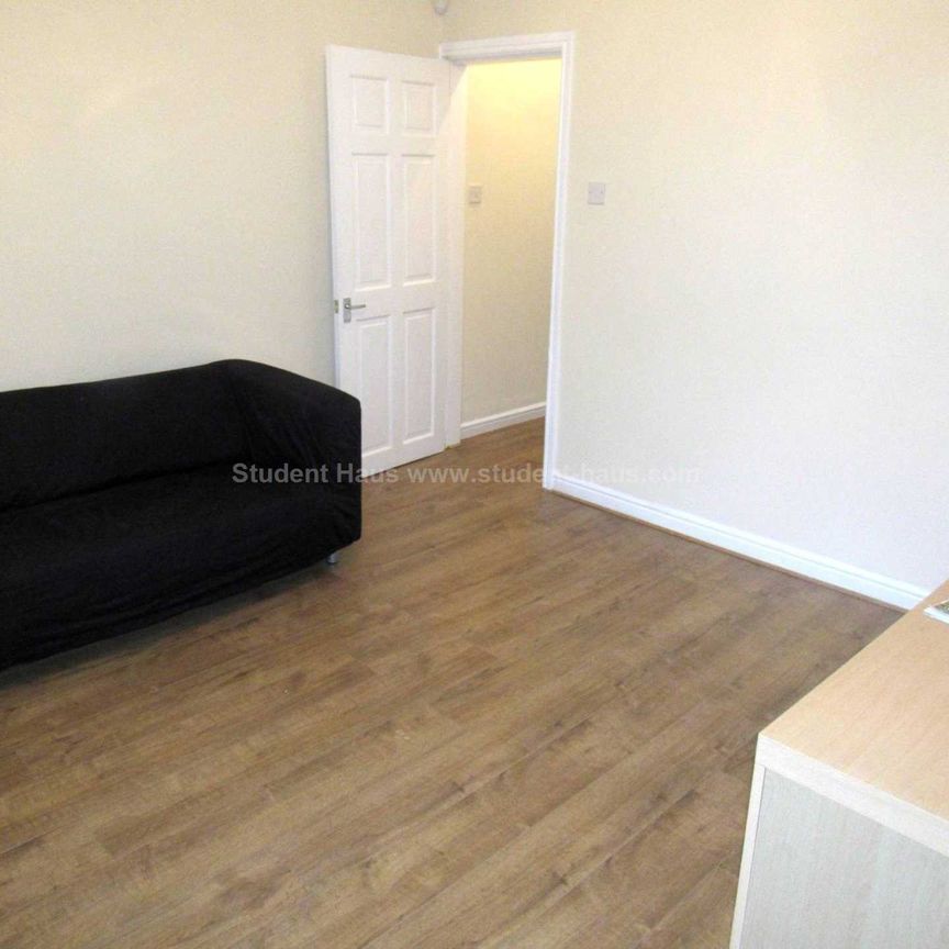 Blandford Road, Salford - Photo 1