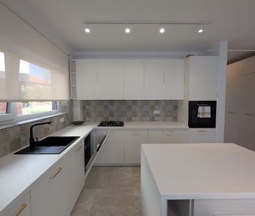 Casa noua de inchiriat,zona Dumitru Mocanu - Photo 2