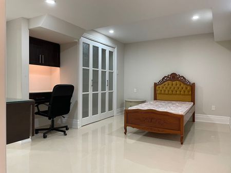 For Lease - 48 Transwell Avenue, Toronto, Ontario - Photo 3