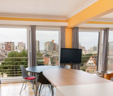 Appartement met Spectaculair Zeezicht en Groot Terras - Centraal Gelegen - Photo 4