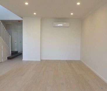 Modern Family Home in the Popular Hermitage Estate! - Photo 1