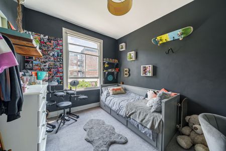 Greenham Road, London, N10 - Photo 5