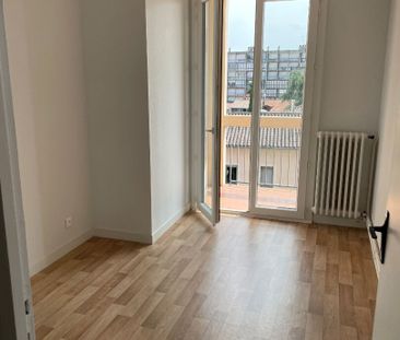 Location Appartement 3 pièces 59m² - Photo 5