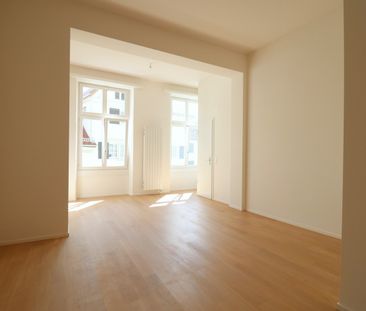 MODERN & ZENTRAL - Photo 3