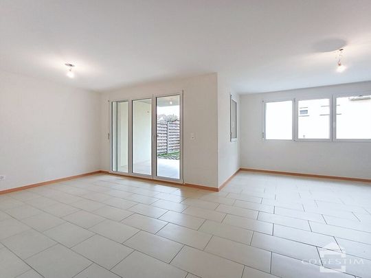 Bel appartement de 3,5 pièces au rez-de-chaussée avec terrasse - Foto 1