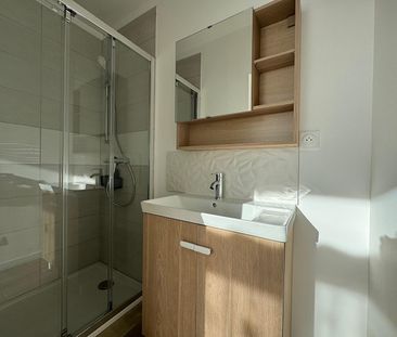 Location appartement 2 pièces, 38.06m², Évron - Photo 1