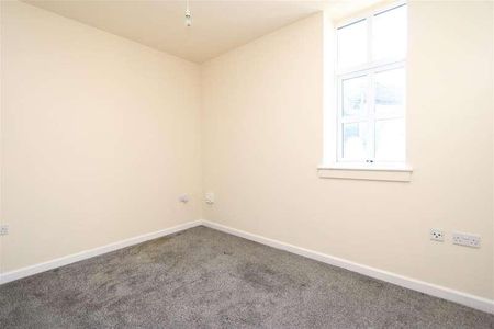 Albert Road, Queensbury, Bradford, BD13 - Photo 4