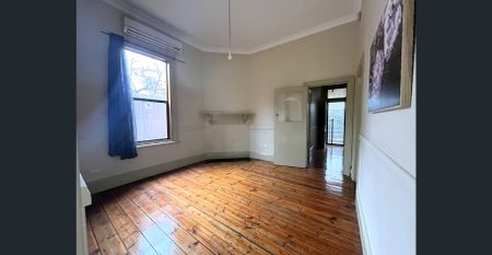 Charming 3 Bedroom Home - Photo 2