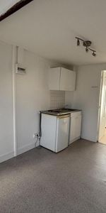 Location Studio à Amiens Hyper Centre-Ville - Photo 3