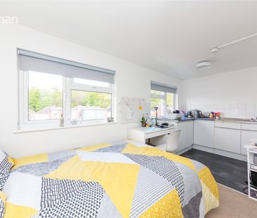 5 bedroom semi-detached house to rent - Photo 5