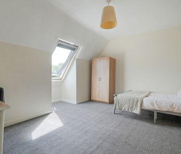 9 Bed Semi-Detached House, Upper Hanover Street, S3 - Photo 6