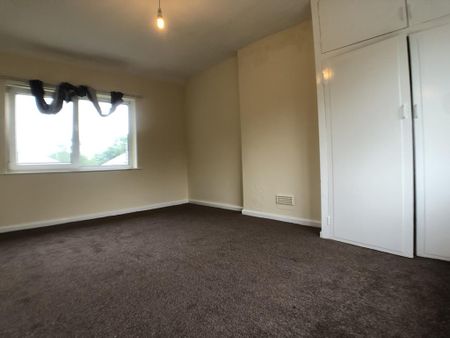 2 bedroom semi-detached house to rent - Photo 2