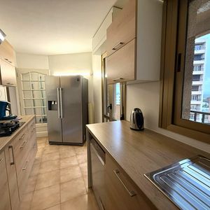 Location Appartement 1 pièce 41m² - Photo 3