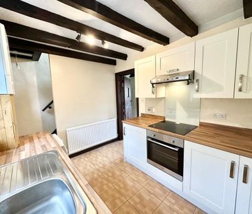 2 bedroom terraced house to rent - Photo 5