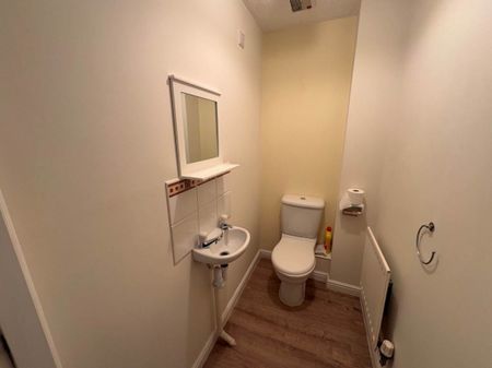 Weston Village, Weston-super-Mare, North Somerset - Photo 3