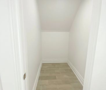 81 Hallam Street #Room L201 - Photo 4