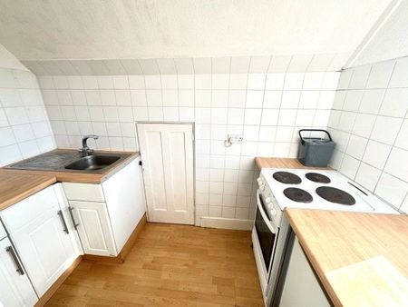 Helena Road, Southsea - Photo 2