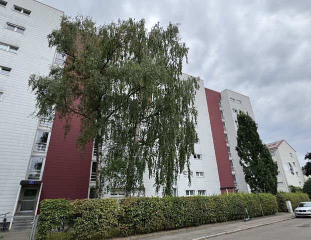 Schöne, große 3,5 ZKB im 6. OG, Aufzug, Balkon, TG, - Foto 1