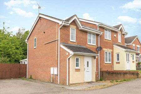 3 bedroom semi-detached house to rent - Photo 4