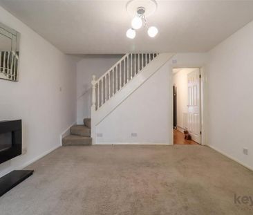 2 bedroom semi-detached house to rent - Photo 6