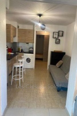 Location Appartement 1 pièce 23m² BANDOL 83150 - Photo 1