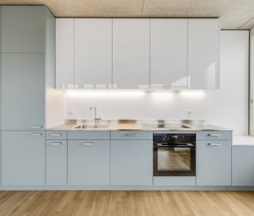 Moderne 3.5-Zimmer-Wohnung mit Weitblick - Foto 3