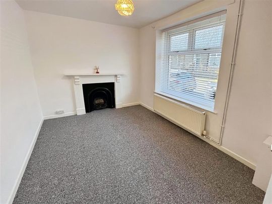 Brynhyfryd Terrace, FERNDALE - Photo 1