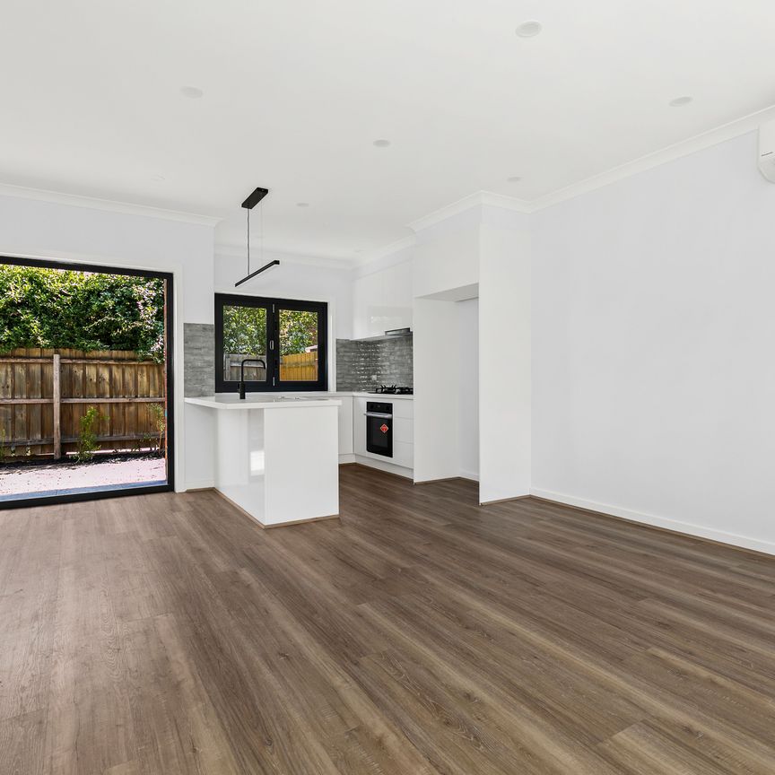 Luxurious Low-Maintenance Living in a Blue-Chip location! - Photo 1