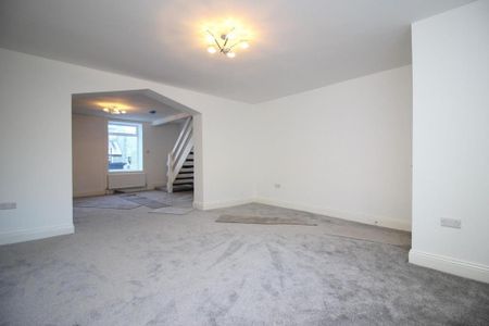 3 bedroom terraced house to rent - Photo 2