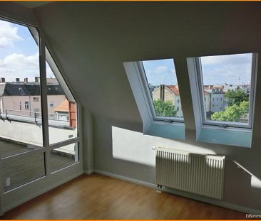 Dachgeschosswohnung mit Südbalkon - Photo 2