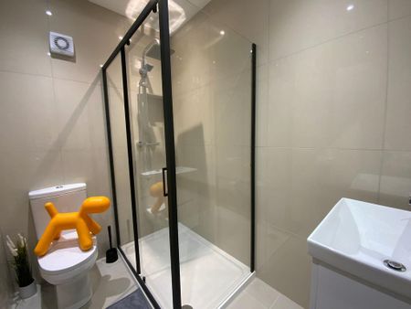 1 bedroom in a house share to rent - Photo 5