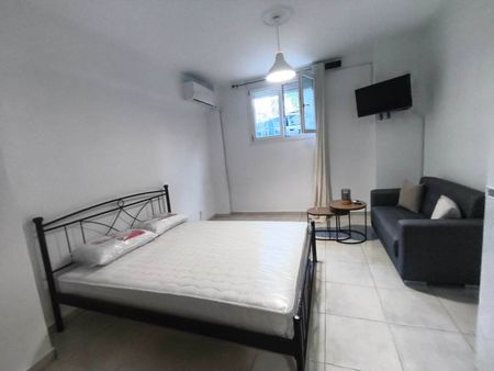 Studio/Γκαρσονιέρα για ενοικίαση Κέντρο (Καλλιθέα) - Photo 2