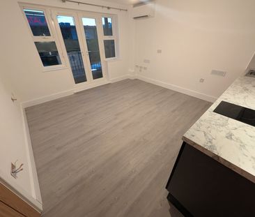 2 Bed Flat, Holly Street, LU1 - Photo 1