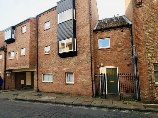 1 bedroom property to rent - Photo 1